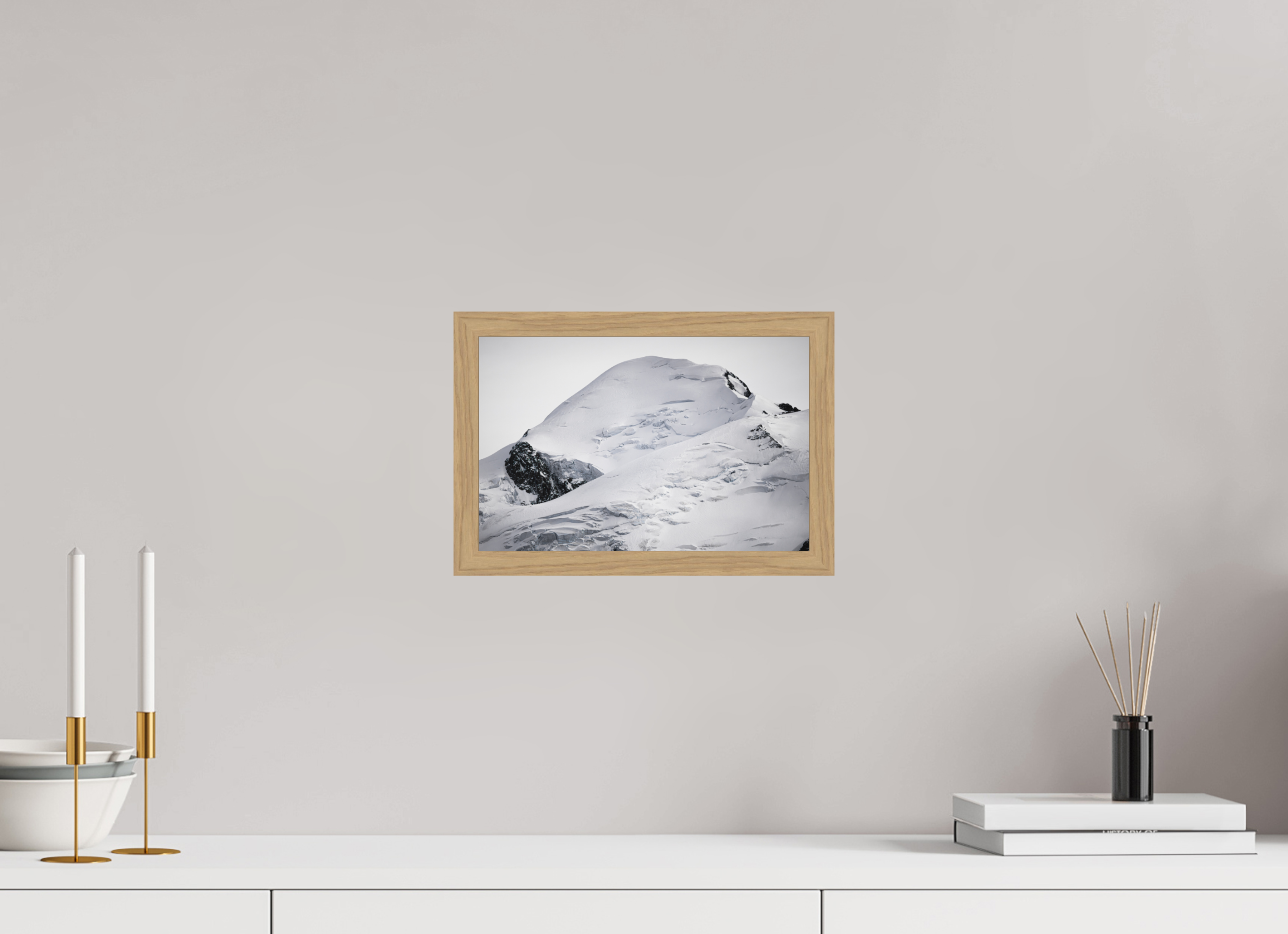 30 x 20 cm, Impression Fine Art encadrée en chêne naturel - mat Le Mont Blanc
