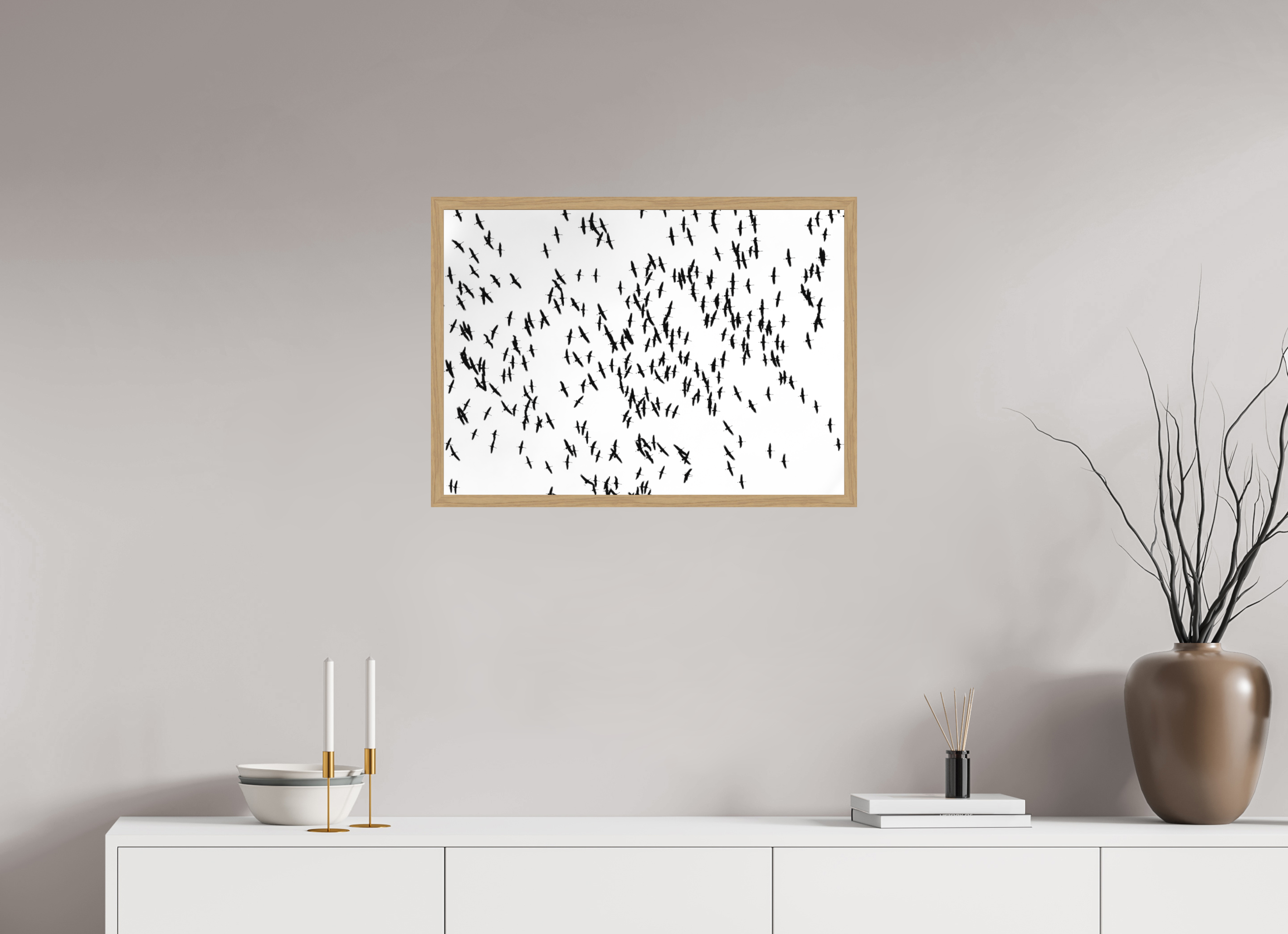 69,6 x 50 cm, Impression Fine Art encadrée en chêne naturel - mat Grues III