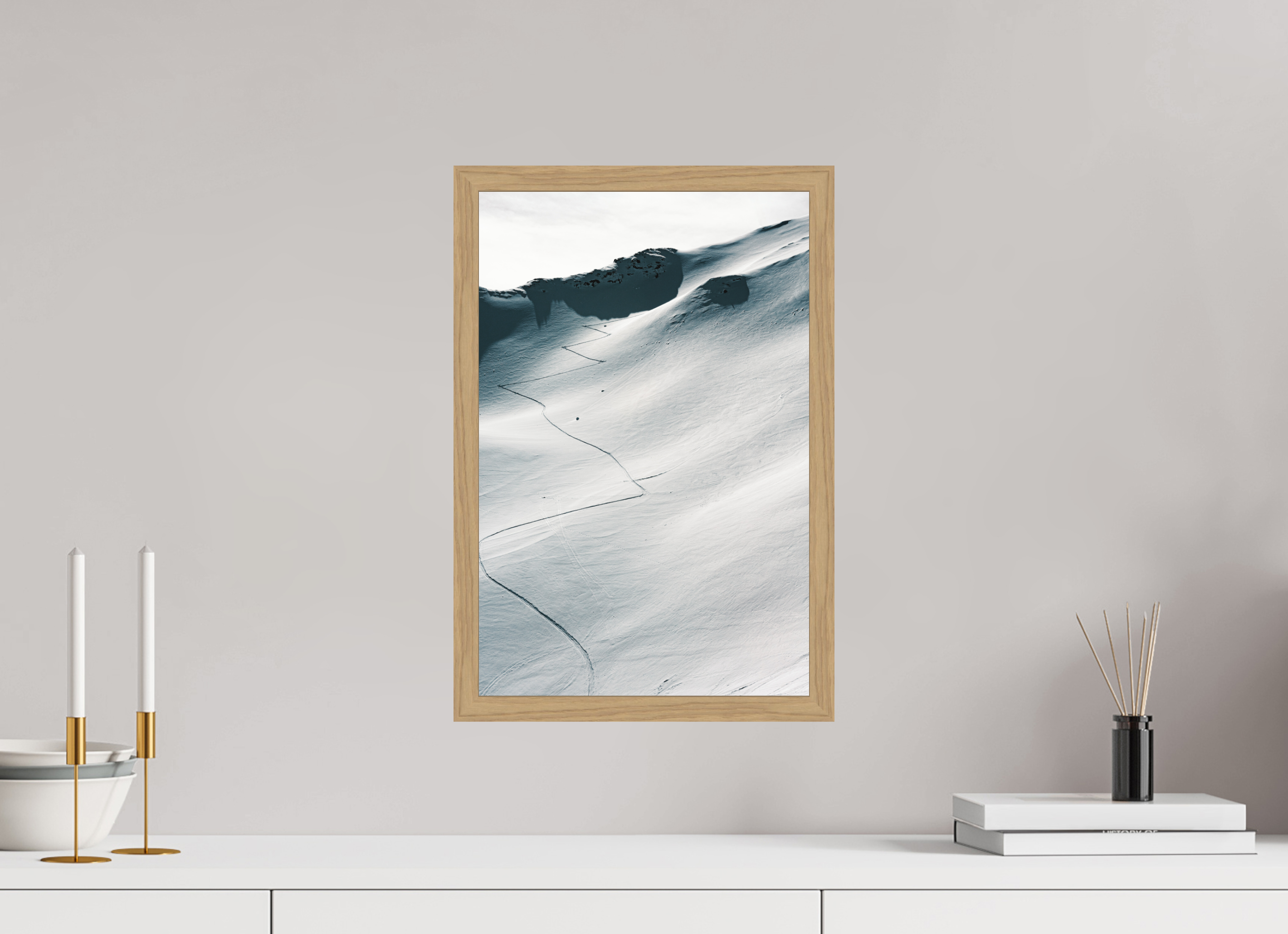 30 x 45 cm, Impression Fine Art encadrée en chêne naturel - mat À l'assaut du sommet