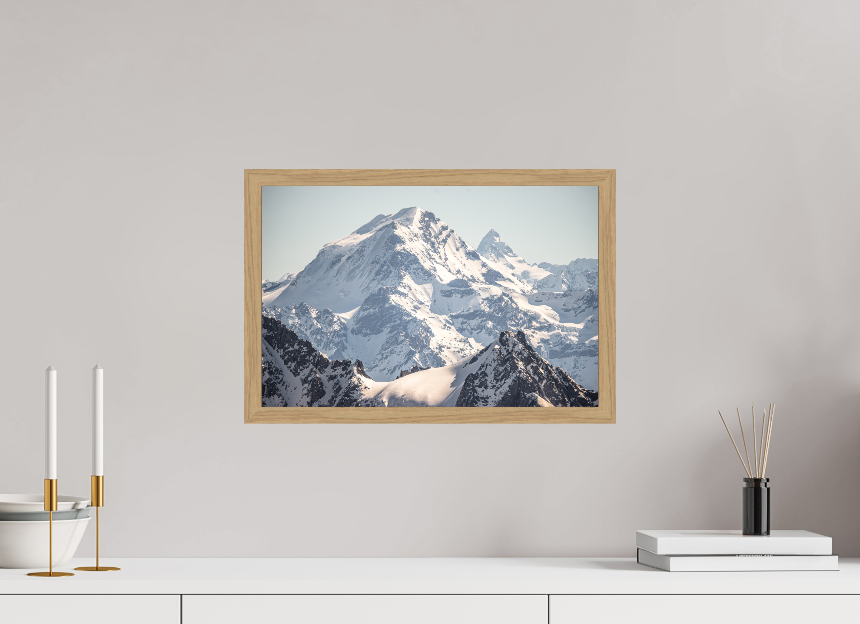 45 x 30 cm, Impression Fine Art encadrée en chêne naturel - mat Grand Combin et Cervin