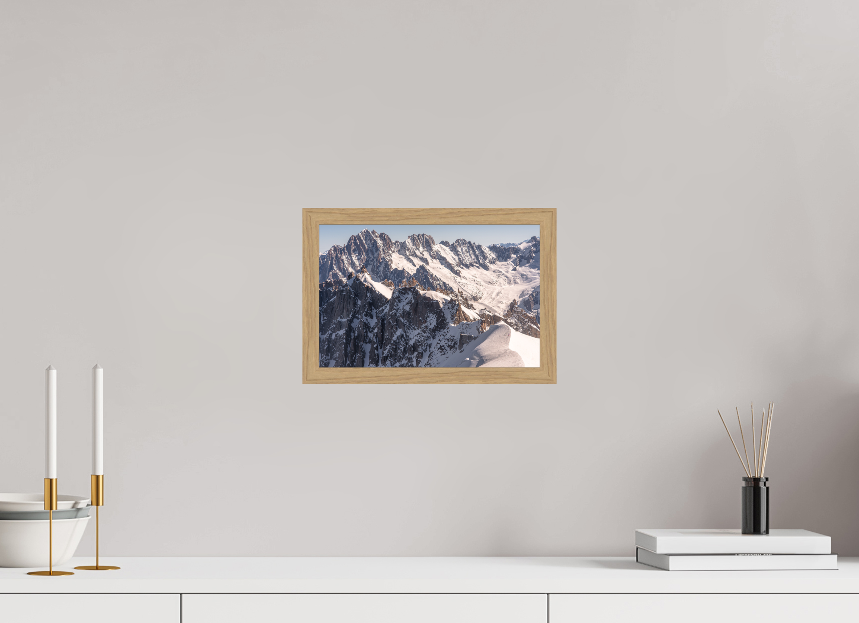 30 x 20 cm, Impression Fine Art encadrée en chêne naturel - mat Aiguille Verte, les Droites et les Courtes