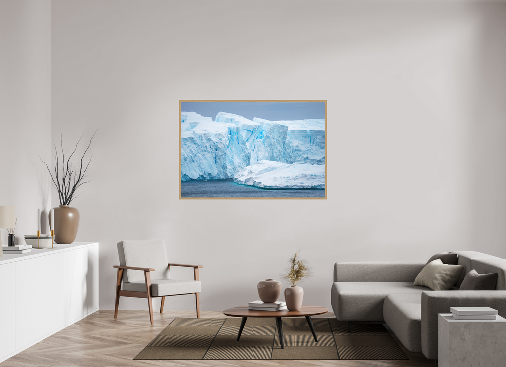 150 x 100 cm, Impression Fine Art encadrée en chêne naturel - mat Falaise de glace